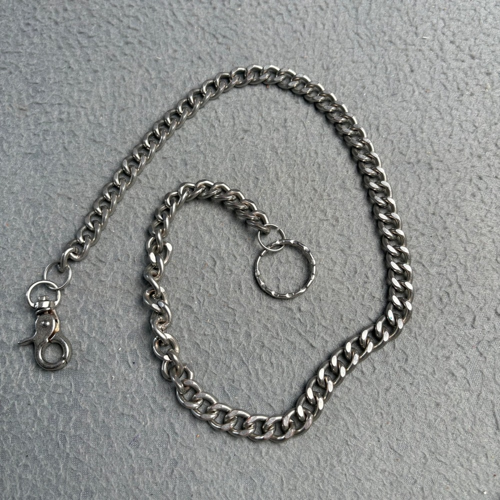 Silver Curb Chain Wallet Keychain with Lobster Clasp and Key Ring 26 Inch